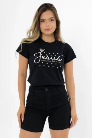 T-Shirt Feminina Preta Jesus Nome Sobre Todo Nome com Pérolas | Conforto e Estilo Casual