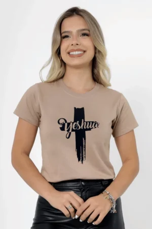 T-Shirt Feminina de Algodão Bege Cruz Yeshua | Conforto e Estilo Casual